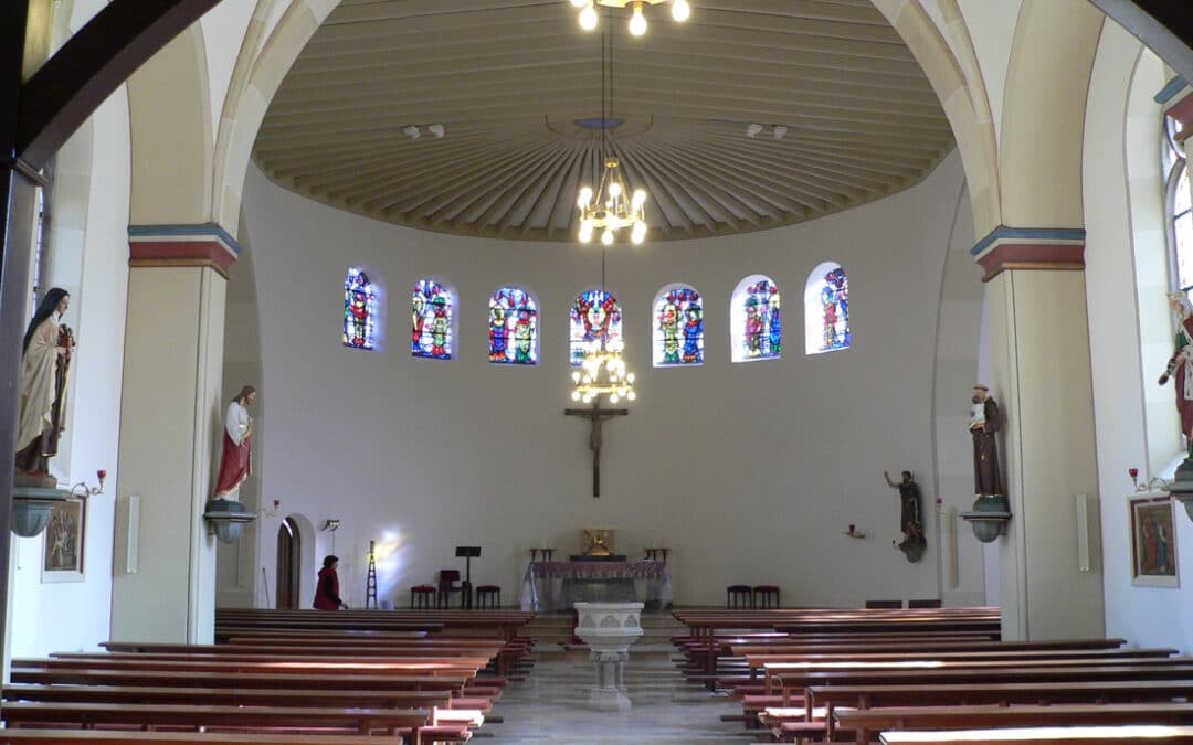 2009 Innenrenovierung der kath. Kirche in Bühren